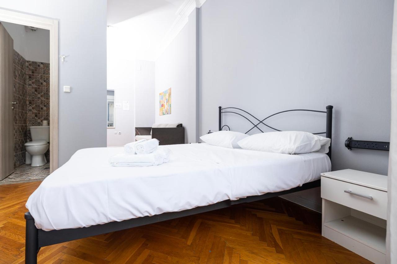 Delmare 4Spot En Suite Tesalonika Bagian luar foto