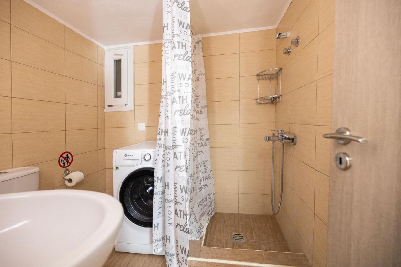 Delmare 4Spot En Suite Tesalonika Bagian luar foto